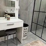 528 * سراييفو