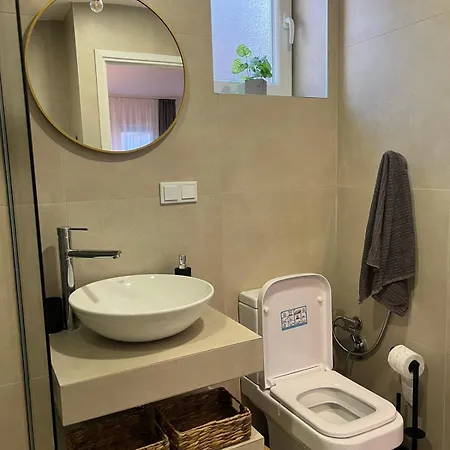 Apartman 528