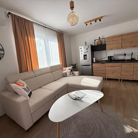 528 * Sarajevo