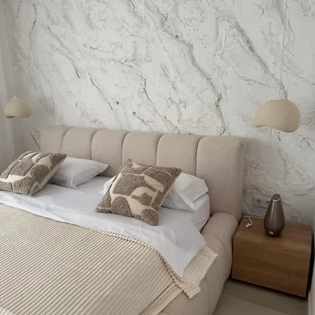Apartment 528 *